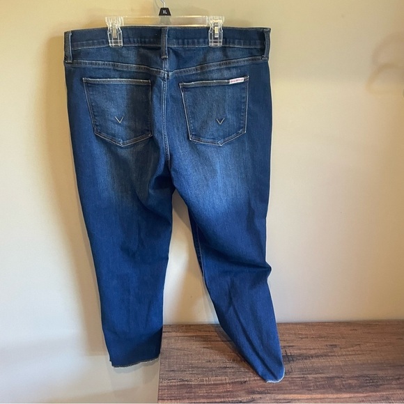 Hudson Mid Cropped Jeans  Raw Hem In Size 32 - Picture 2 of 7